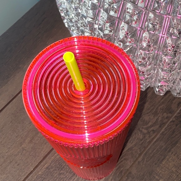 Starbucks Pink Ribbed Iridescent Bling Venti Tumbler 2023 Summ… - Picture 3 of 8